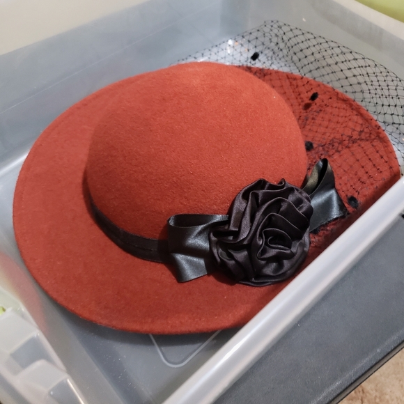 Fascinator Ladies Hat - Picture 4 of 9